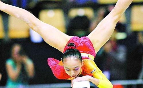 体操队长吃瓜视频大全,揭秘赛场背后的趣味瞬间