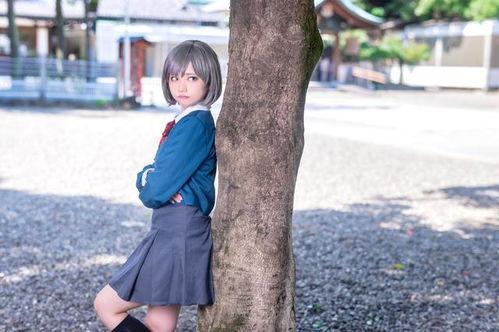 吃瓜博主二次元视频,跟随吃瓜博主探索虚拟世界中的美味佳肴